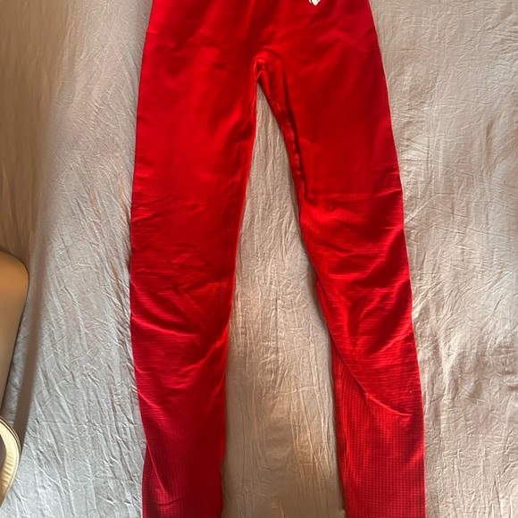 Women’s Best Red leggings - Picture 3 of 6